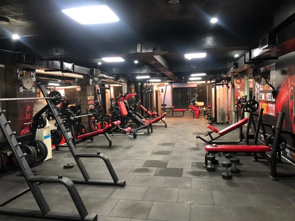 Dwarka Sector 17, Delhi: a WTF gym floor