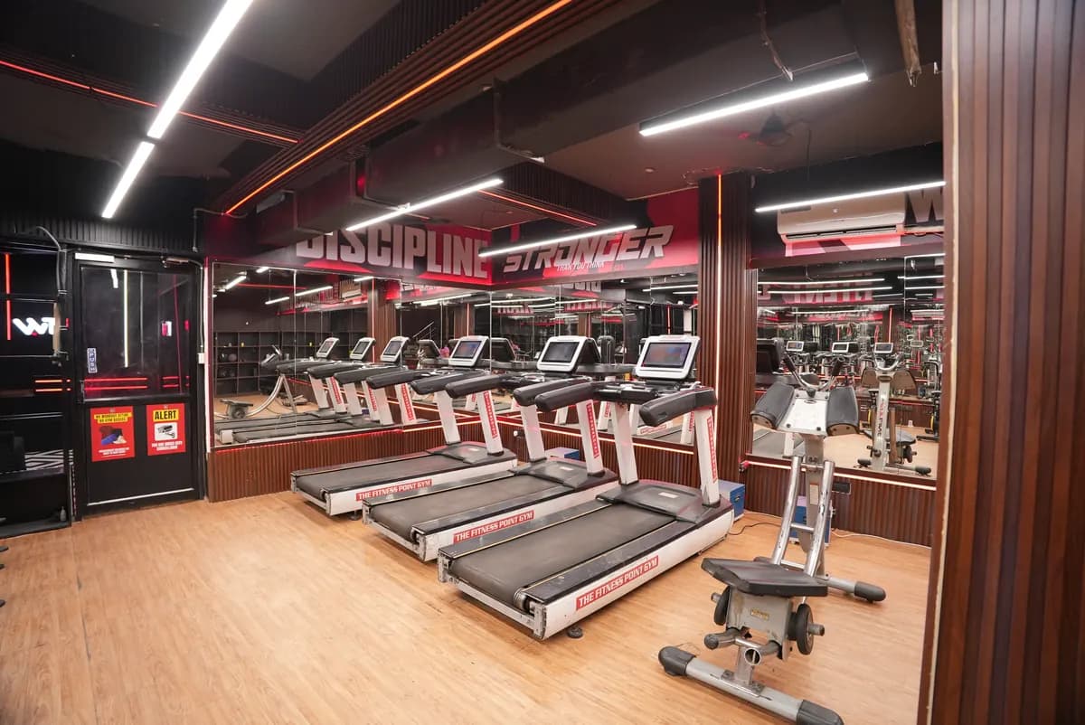 Sector 82, Faridabad: a WTF gym floor