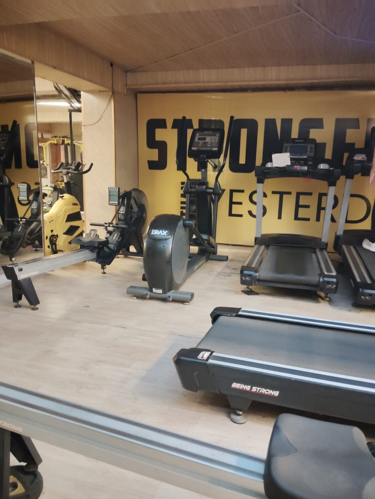 HAMMERS GYM