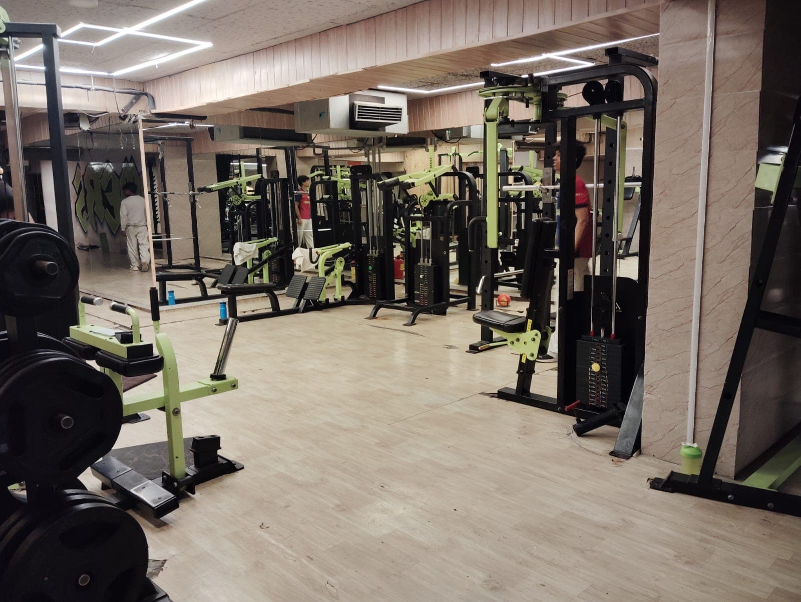 HAMMERS GYM